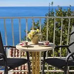 Daire Indy's Sunny Dubrovnik